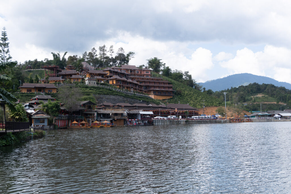 วิวหมู่บ้านรักไทย