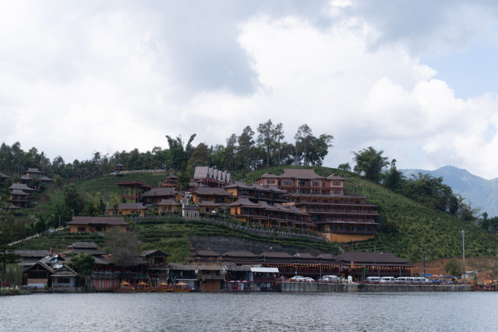 วิวหมู่บ้านรักไทย