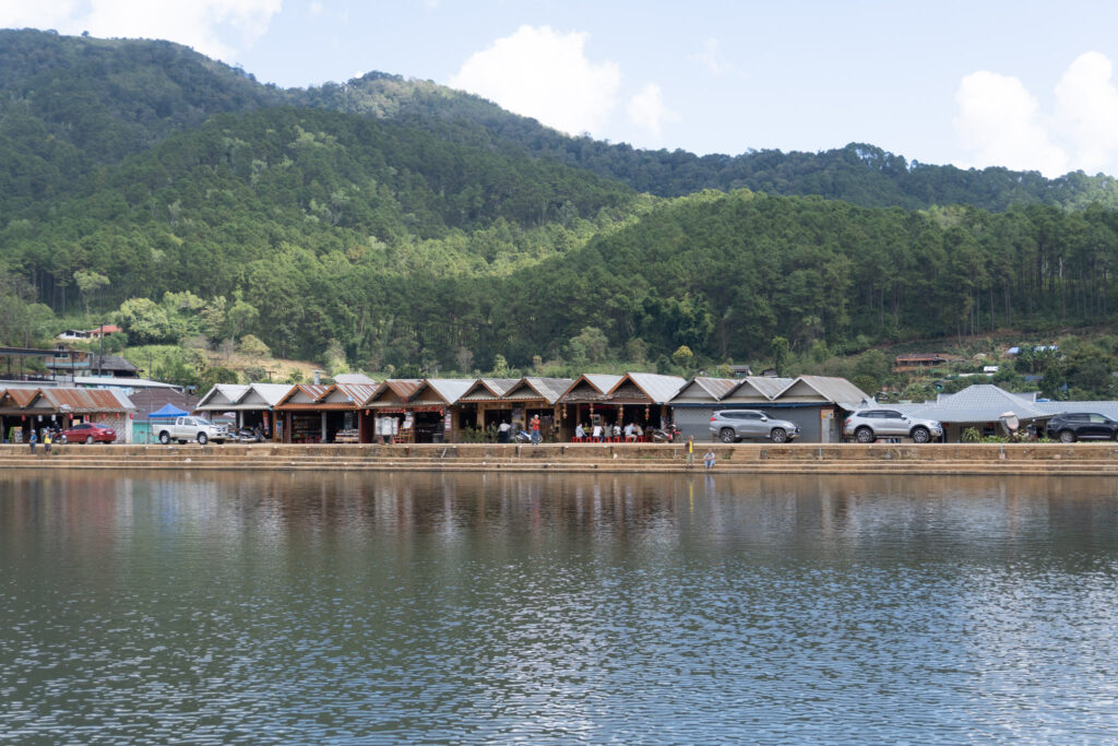 วิวหมู่บ้านรักไทย